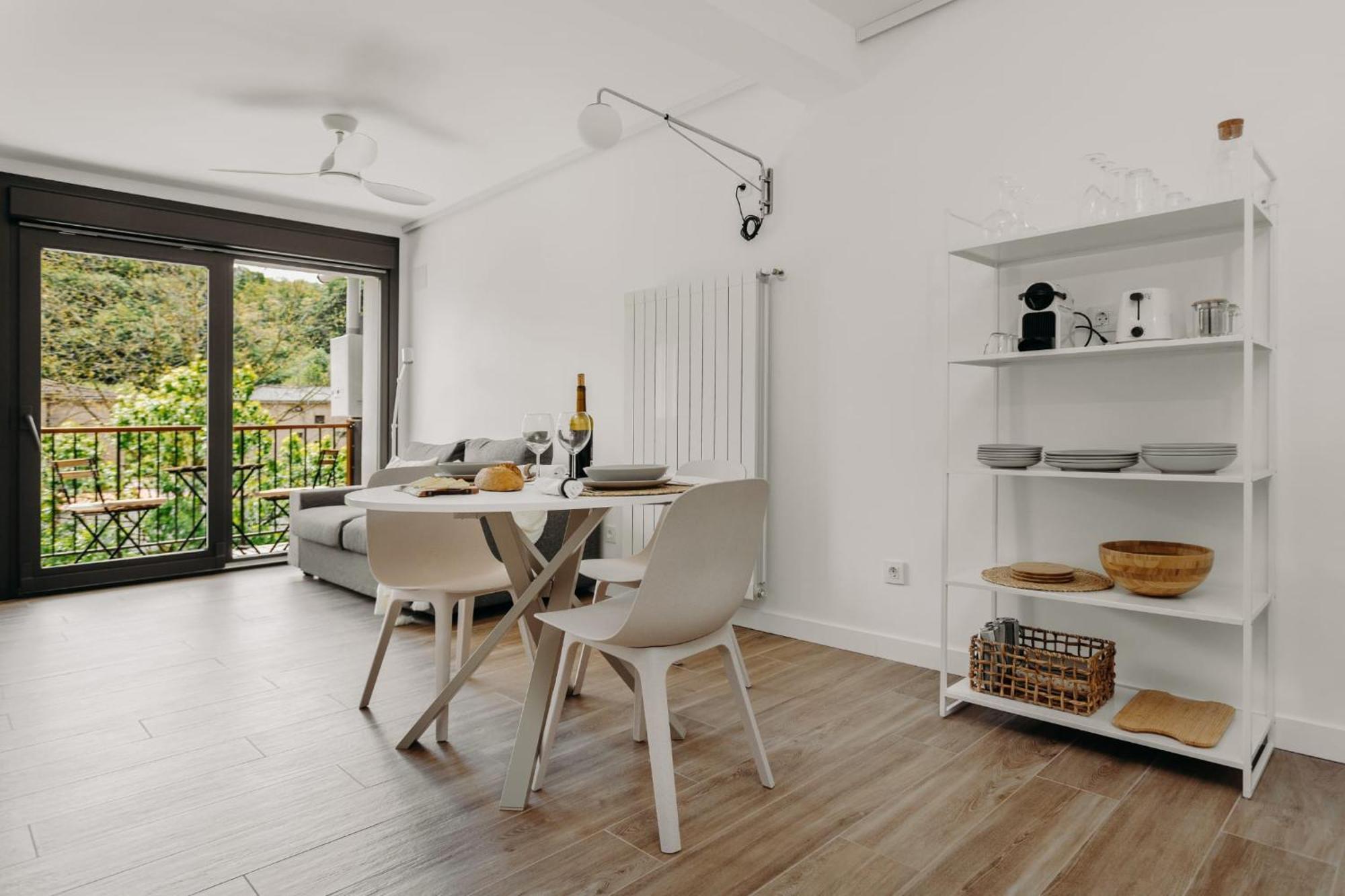 Apartamento Turistico Legate Elizondo Ngoại thất bức ảnh