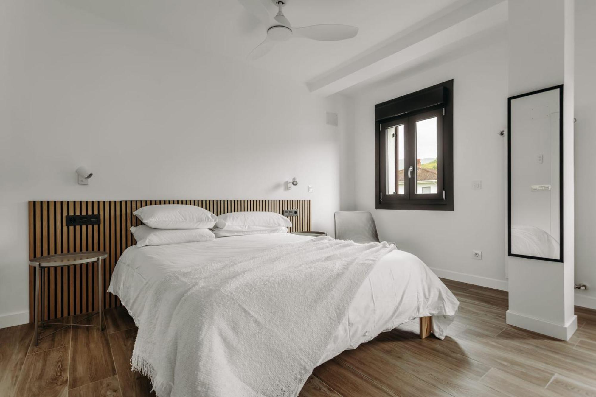 Apartamento Turistico Legate Elizondo Ngoại thất bức ảnh